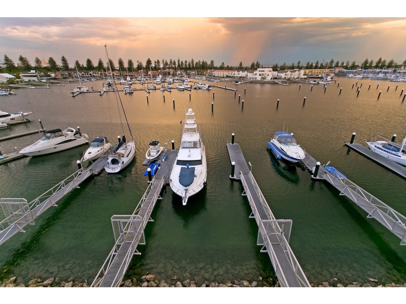 26 Gulf Point Drive, North Haven SA 5018