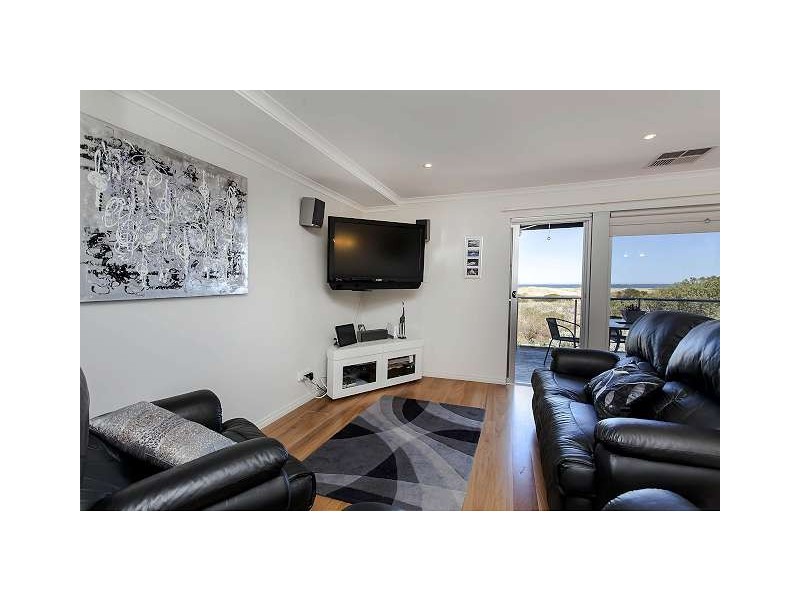 132 Gulf Point Drive, North Haven SA 5018