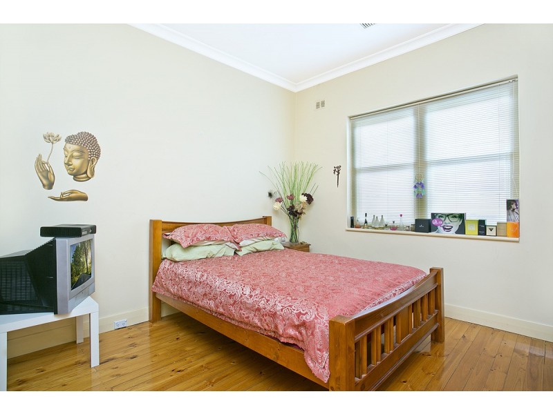 8 Hotchkiss Crescent, Croydon Park SA 5008