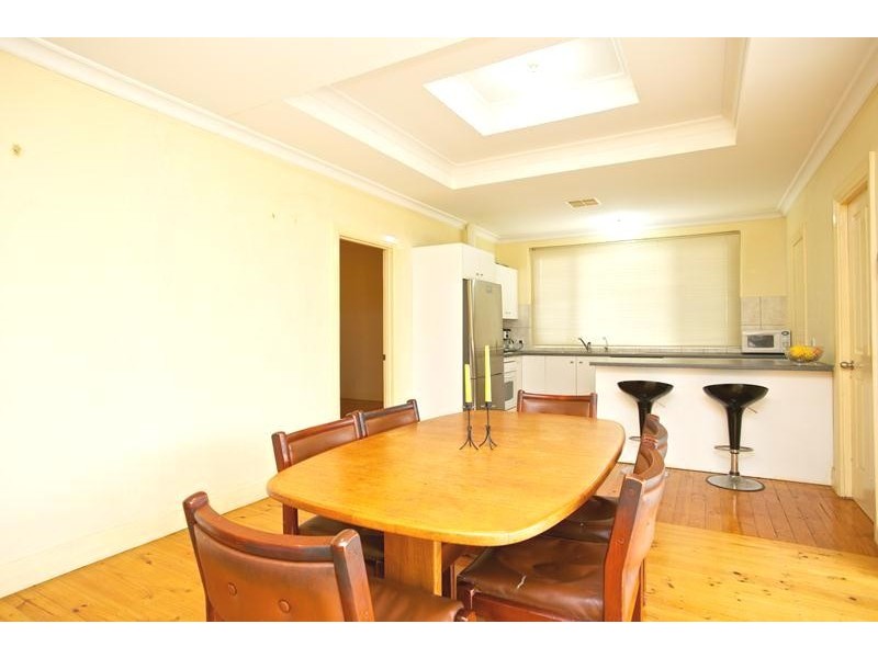 8 Hotchkiss Crescent, Croydon Park SA 5008