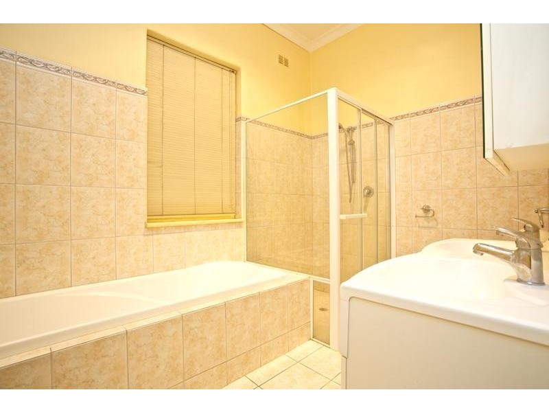 8 Hotchkiss Crescent, Croydon Park SA 5008