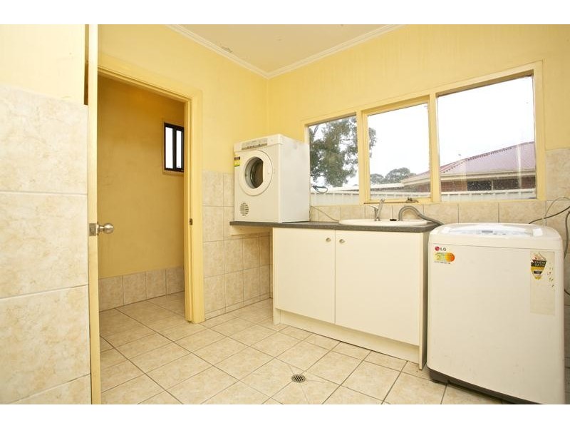 8 Hotchkiss Crescent, Croydon Park SA 5008