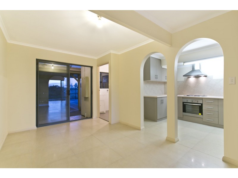 122 Gulf Point Drive, North Haven SA 5018