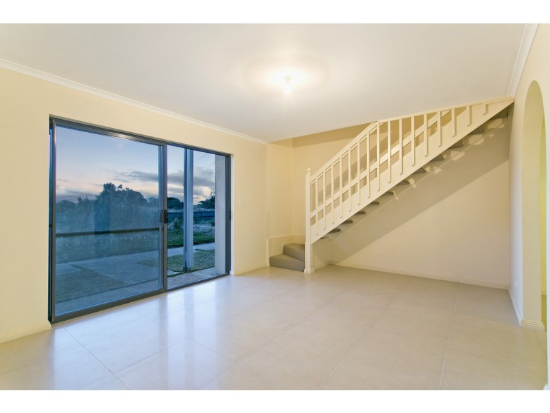 122 Gulf Point Drive, North Haven SA 5018