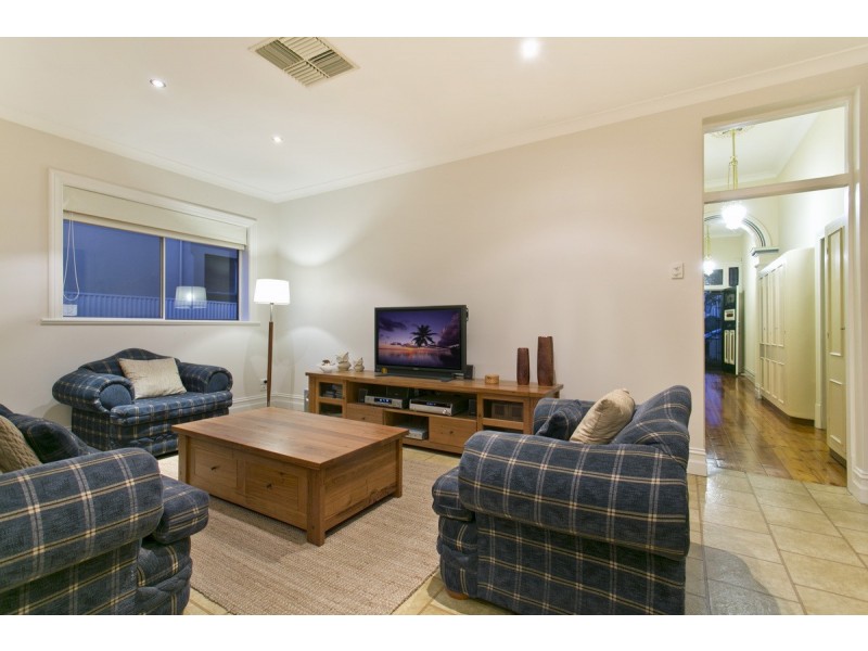 123 New Street, Queenstown SA 5014