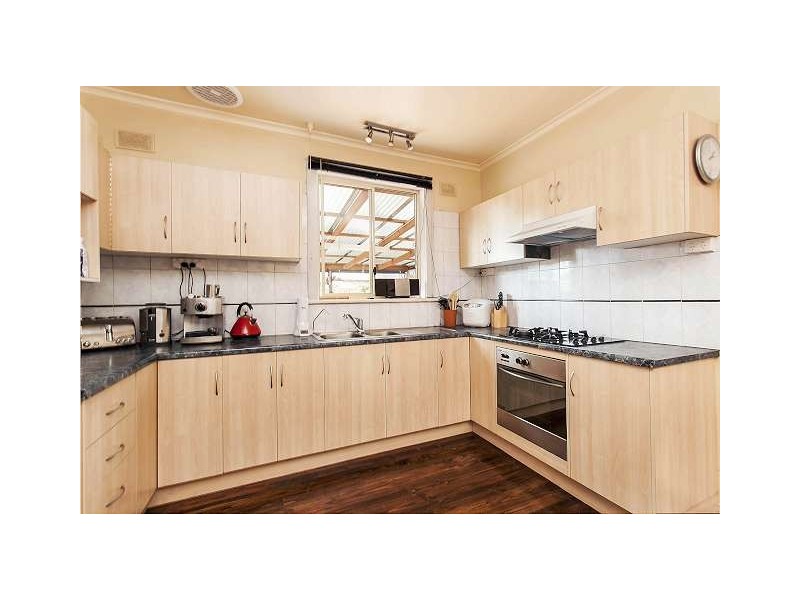 18 Echunga Street, Taperoo SA 5017