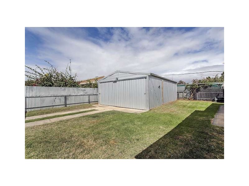 18 Echunga Street, Taperoo SA 5017