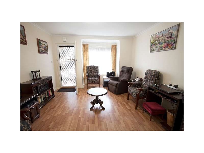 2/2 Sunnyside Grove, Semaphore Park SA 5019