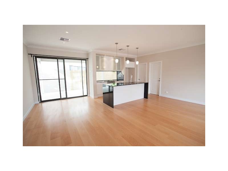 1a Vickers Avenue, Hendon SA 5014