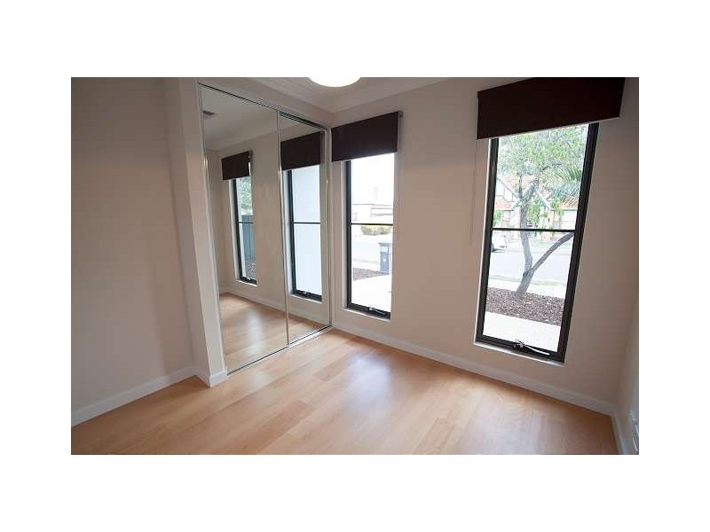 1a Vickers Avenue, Hendon SA 5014