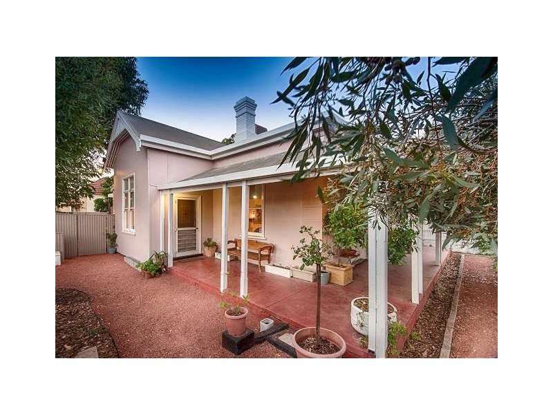 13 Hughes Street, Birkenhead SA 5015