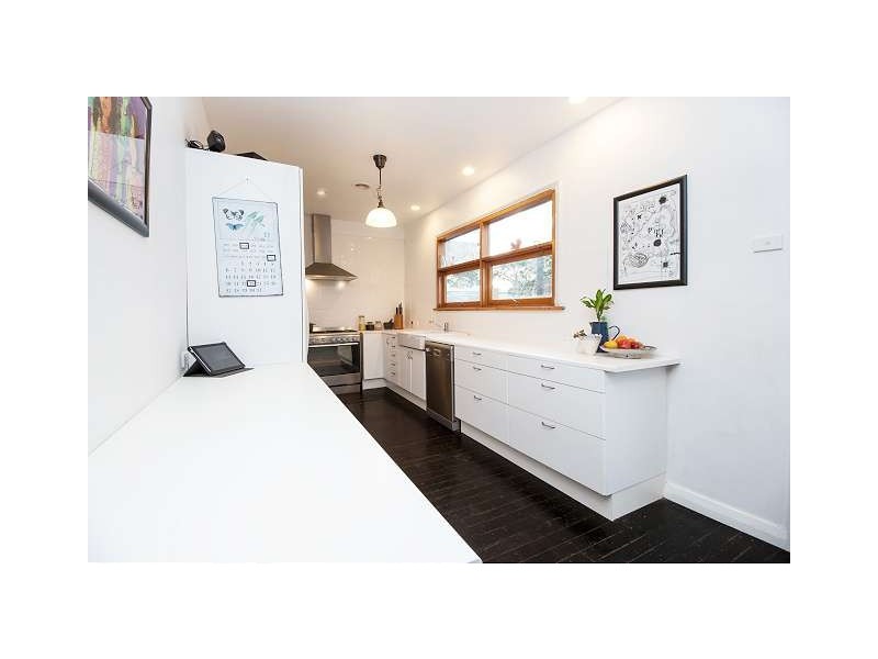 13 Hughes Street, Birkenhead SA 5015