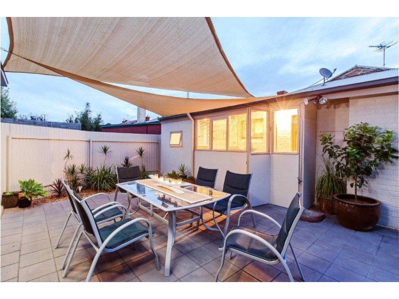 10 Princess Street, Pennington SA 5013