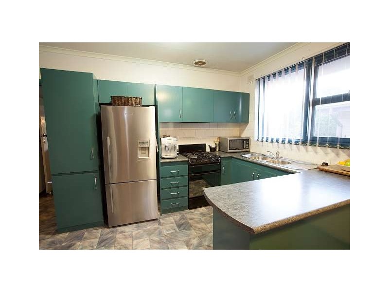 2 Loral Street, Modbury SA 5092