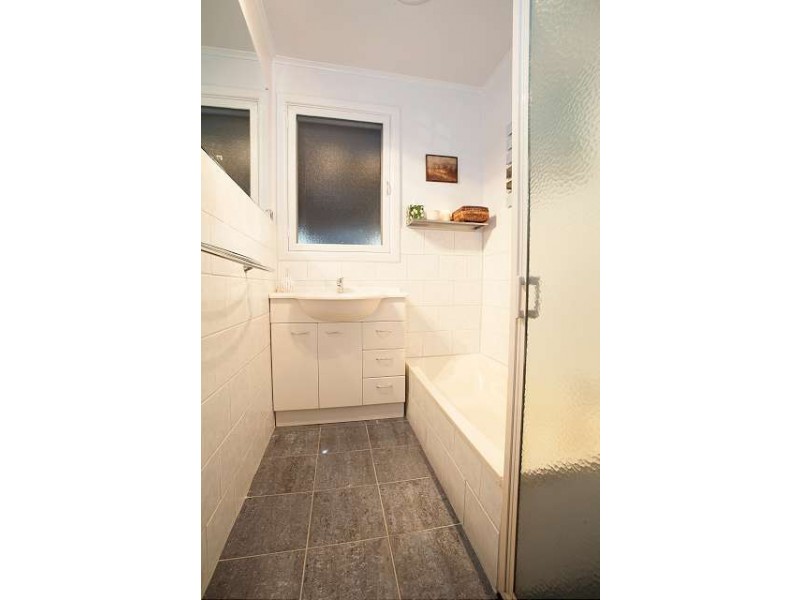 2 Loral Street, Modbury SA 5092