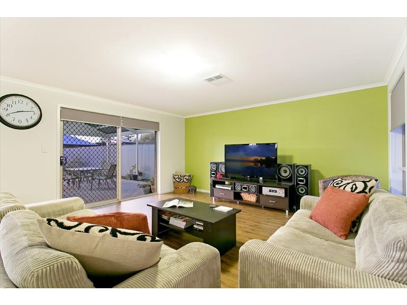 303 Railway Terrace, Taperoo SA 5017