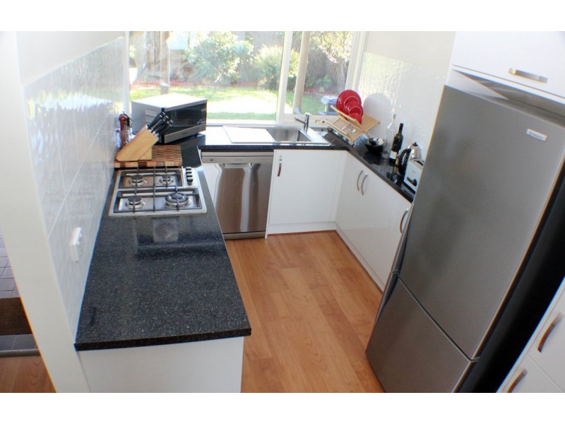 2/80 Military Road, Tennyson SA 5022