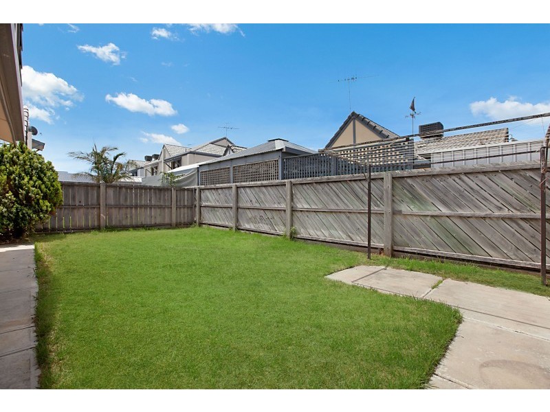 32 One And All Drive, North Haven SA 5018