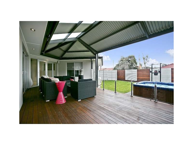 1 Bermuda Avenue, West Lakes Shore SA 5020