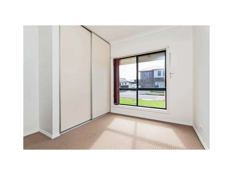 1 Farncomb Court, Largs North SA 5016