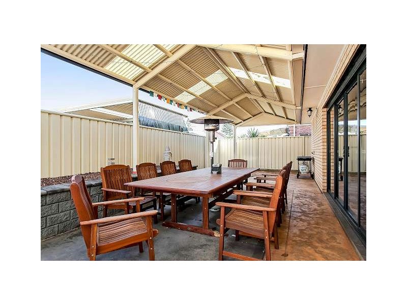 1 Farncomb Court, Largs North SA 5016