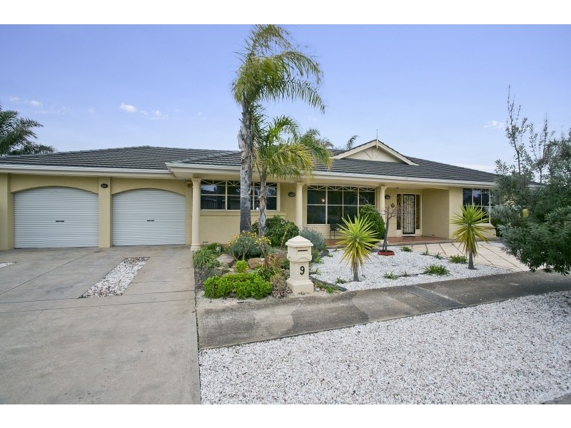 9 Mooloola Way, West Lakes Shore SA 5020