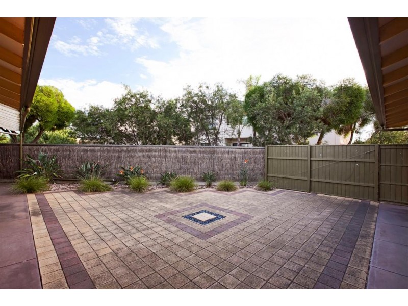 19 Boyd Crescent, West Lakes Shore SA 5020