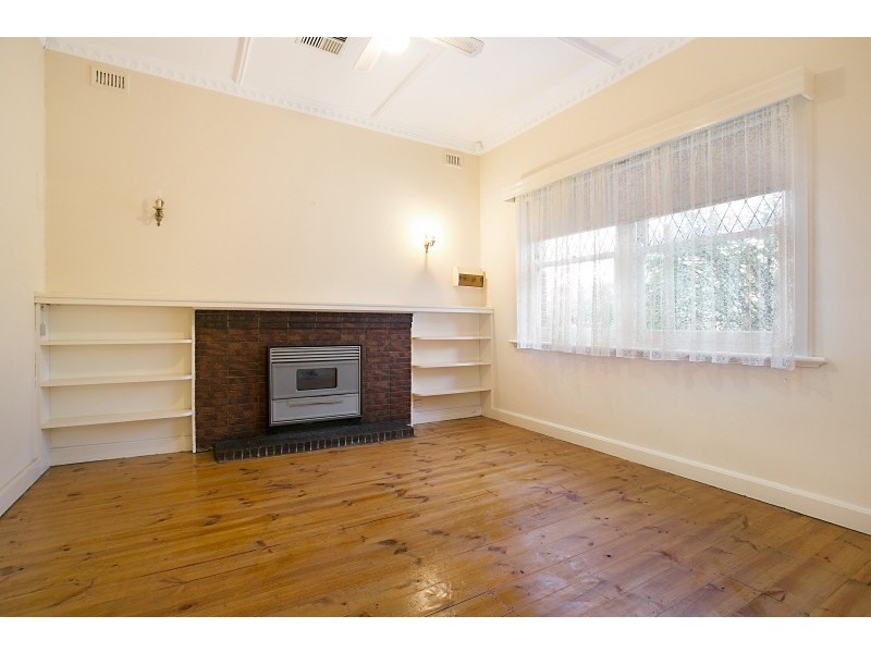 27 Jetty Road, Largs Bay SA 5016