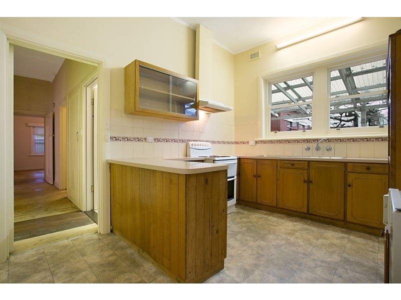 27 Jetty Road, Largs Bay SA 5016