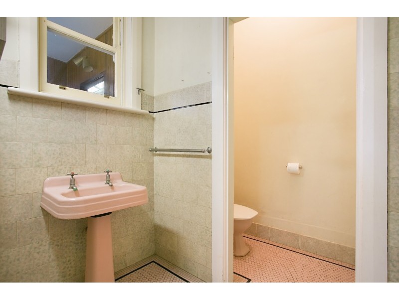 27 Jetty Road, Largs Bay SA 5016