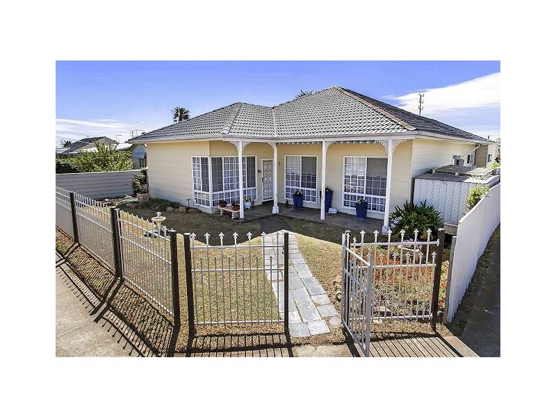 2 Draper Street, Largs North SA 5016