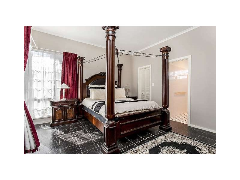 2 Draper Street, Largs North SA 5016