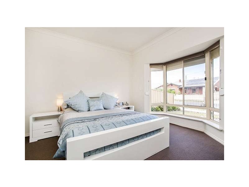 15 Brookman Street, Osborne SA 5017