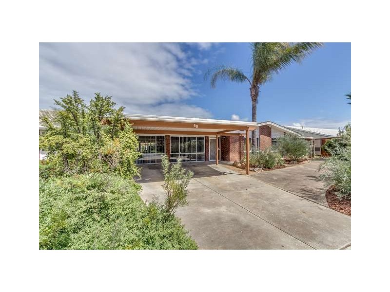 68 Fairford Terrace, West Lakes Shore SA 5020