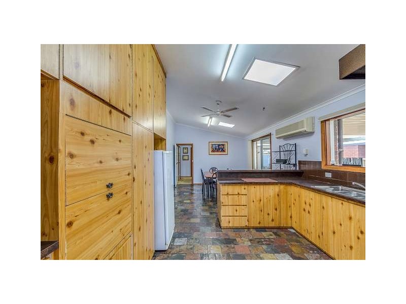 68 Fairford Terrace, West Lakes Shore SA 5020