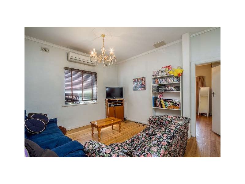 4 Lorne Street, Albert Park SA 5014