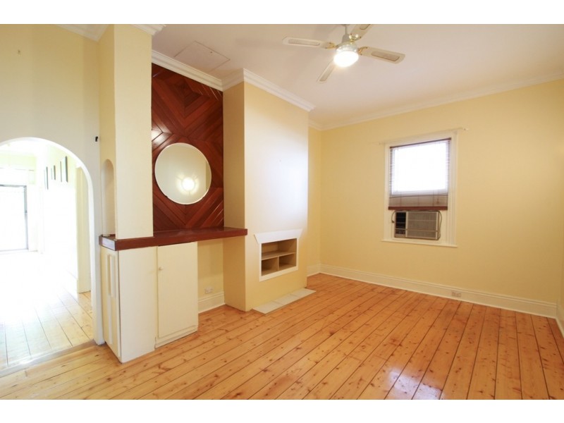 103 Port Road, Queenstown SA 5014