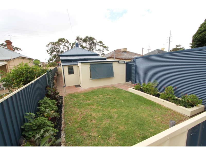 103 Port Road, Queenstown SA 5014