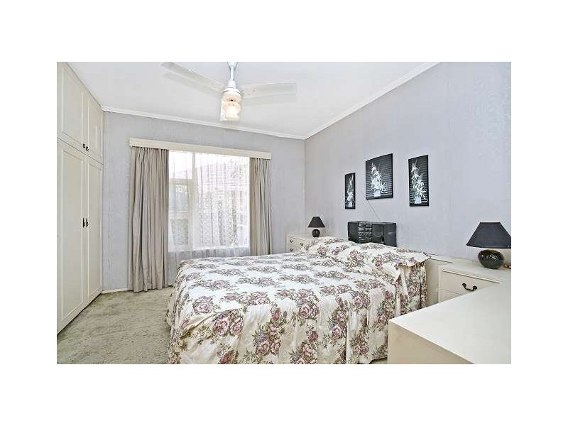 19 Kingborn Avenue, Seaton SA 5023