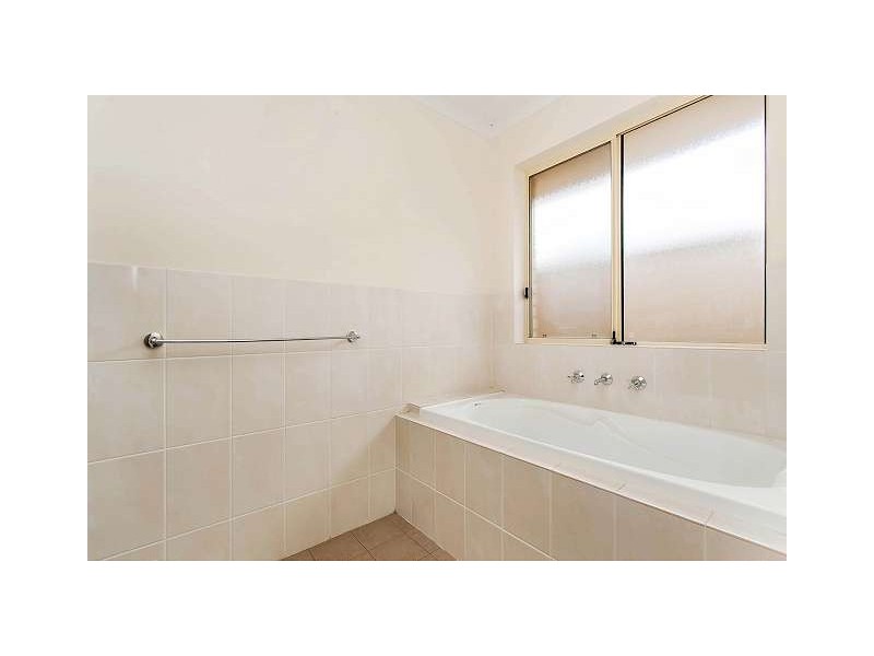 5 Alexios Court, Munno Para West SA 5115