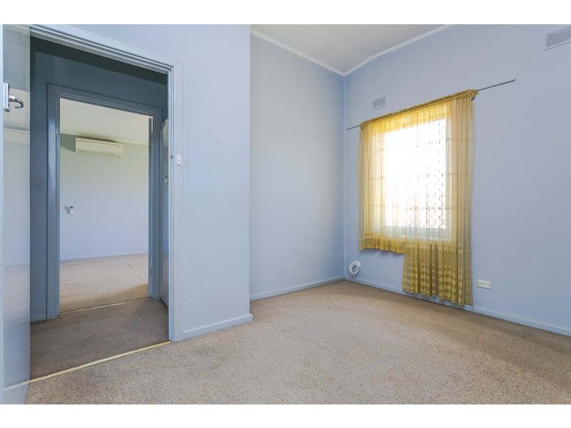 37 Dudley Crescent, Mansfield Park SA 5012