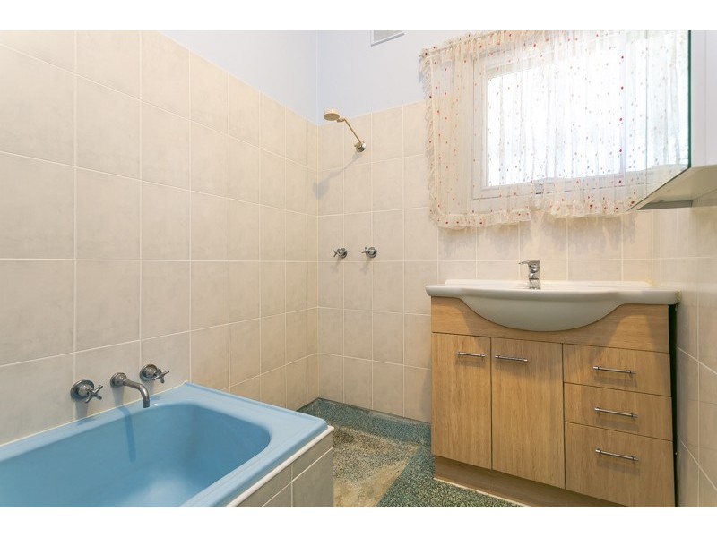 37 Dudley Crescent, Mansfield Park SA 5012