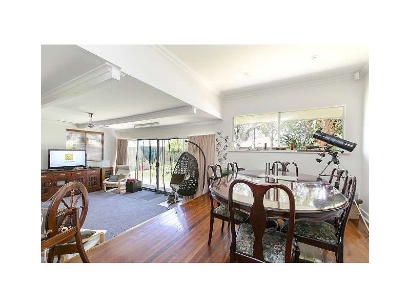 18 Booth Avenue, Morphett Vale SA 5162