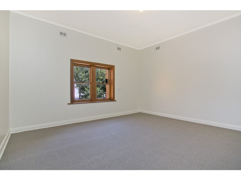 34 May Street, Birkenhead SA 5015