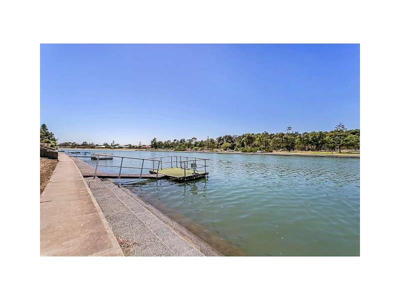 11 Hawaii Court, West Lakes SA 5021