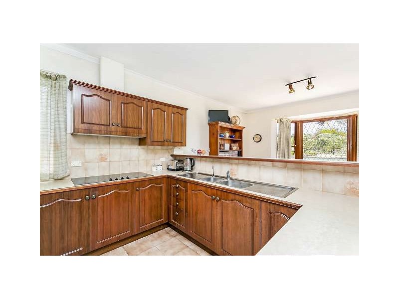 11 Hawaii Court, West Lakes SA 5021