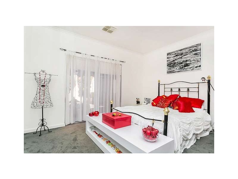 83 Wright Street, Henley Beach SA 5022