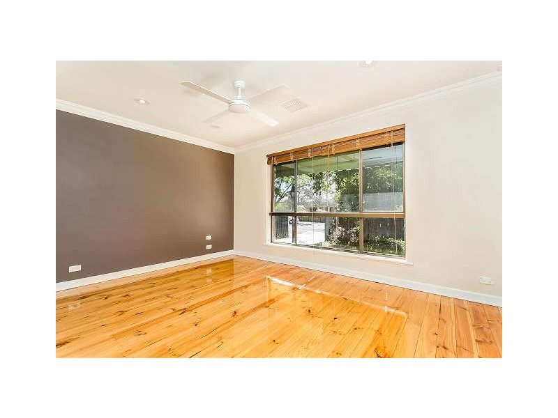 19 Lincoln Street, Largs Bay SA 5016