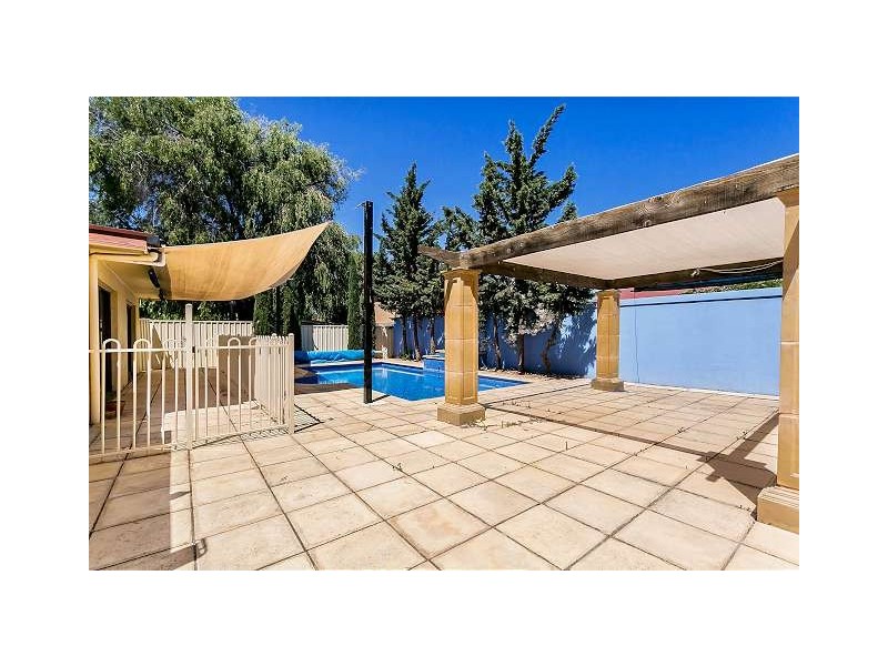 19 Lincoln Street, Largs Bay SA 5016