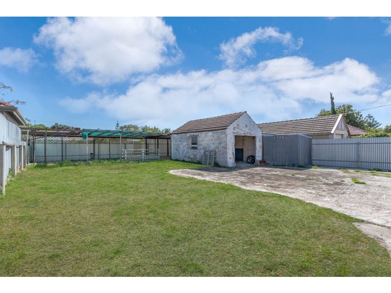 11 Balranald Street, Largs Bay SA 5016